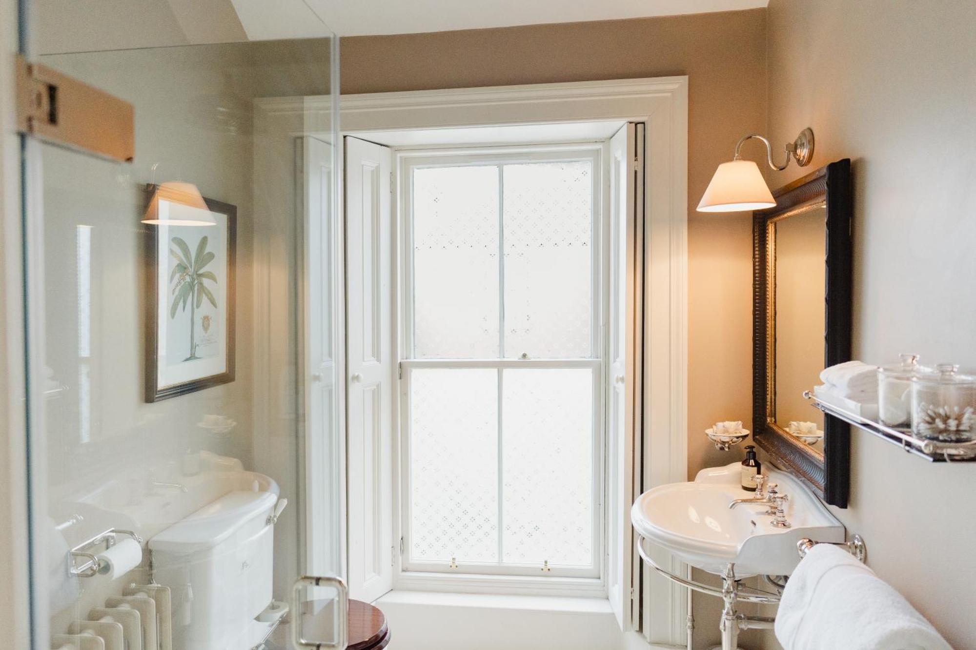Private And Prestigious Luxury Holiday home *