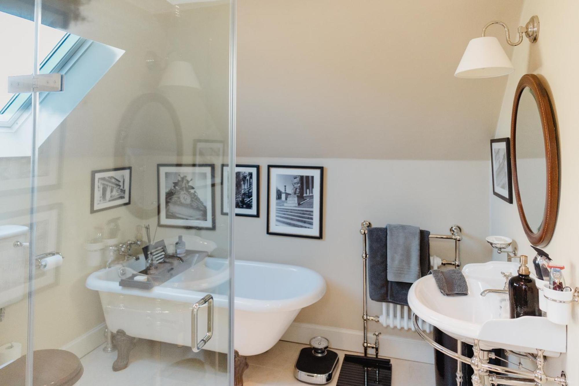 Private And Prestigious Luxury Edinburgh